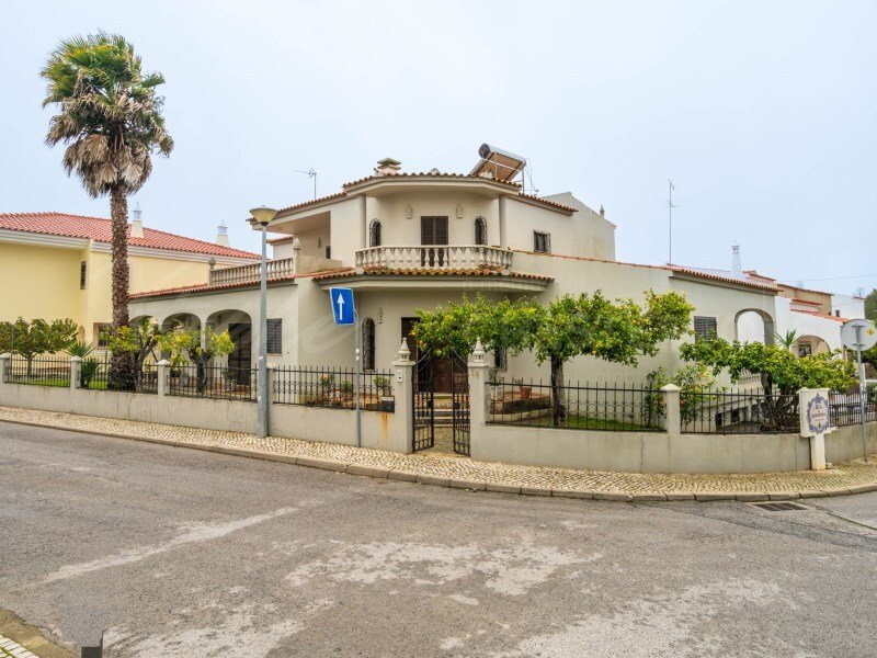 Villa in Loule (Sao Clemente), Algarve, Portugal 3 - 17241070