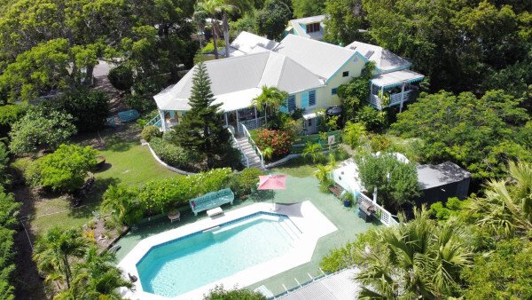 Country House in Hodges Bay, Antigua and Barbuda 1 - 17239777