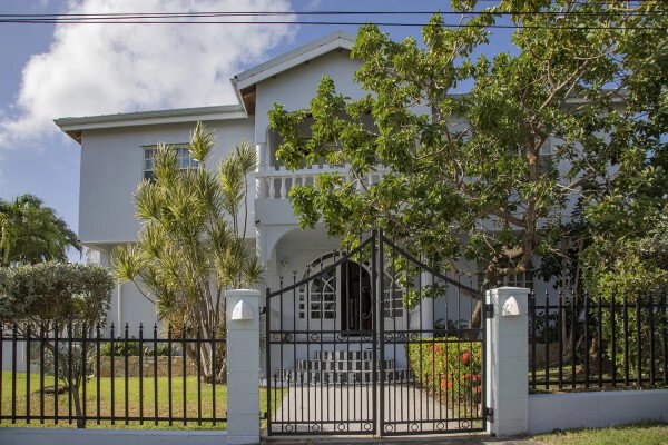 House in Fitches Creek, Saint George, Antigua and Barbuda 1 - 17239826