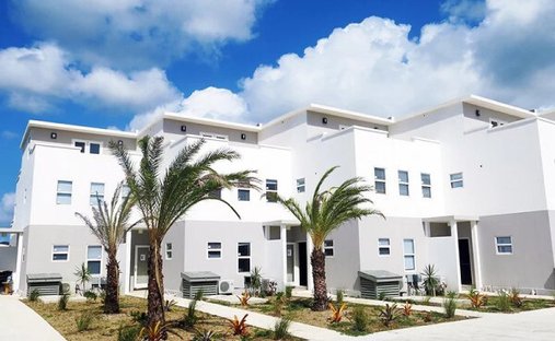 Townhouse in Jolly Harbour, Saint Mary, Antigua and Barbuda 1