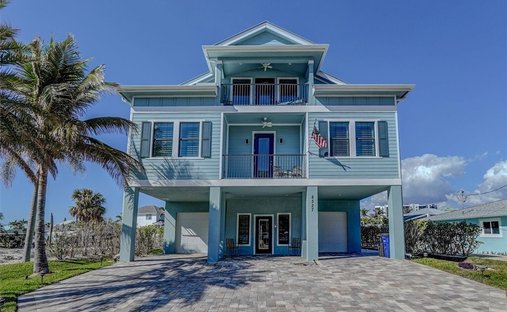 House in Fort Myers Beach, Florida, United States 1