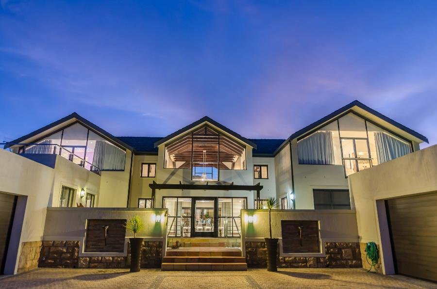 House in Cape Town, Western Cape, South Africa 1 - 17242564