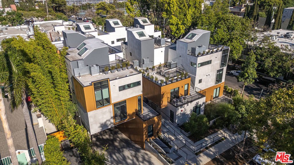 Los Angeles, California, United States 1 - 17243788
