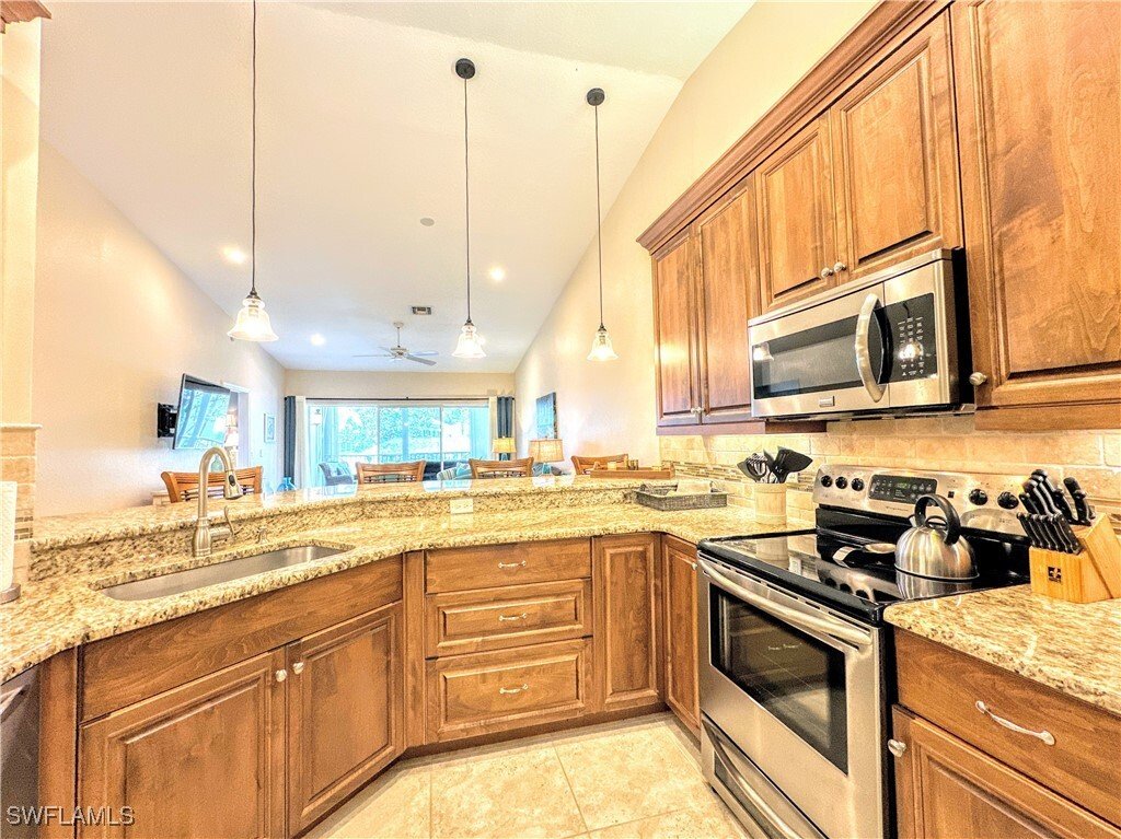 Condo in Naples, Florida, United States 3 - 17242808