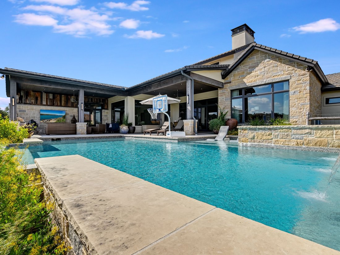 House in Boerne, Texas, United States 4 - 17241873