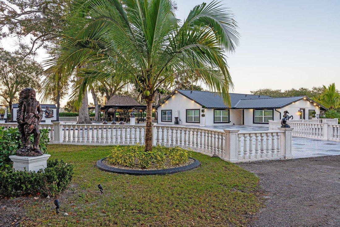 House in Fort Pierce, Florida, United States 4 - 17242373