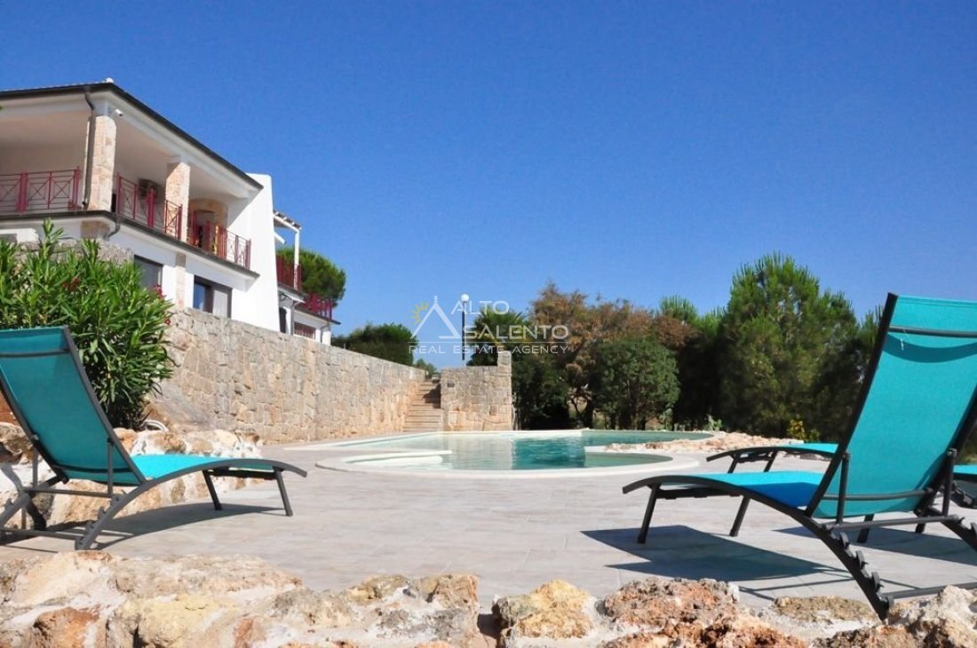 Villa in Carovigno, Apulia, Italy 2 - 17240654