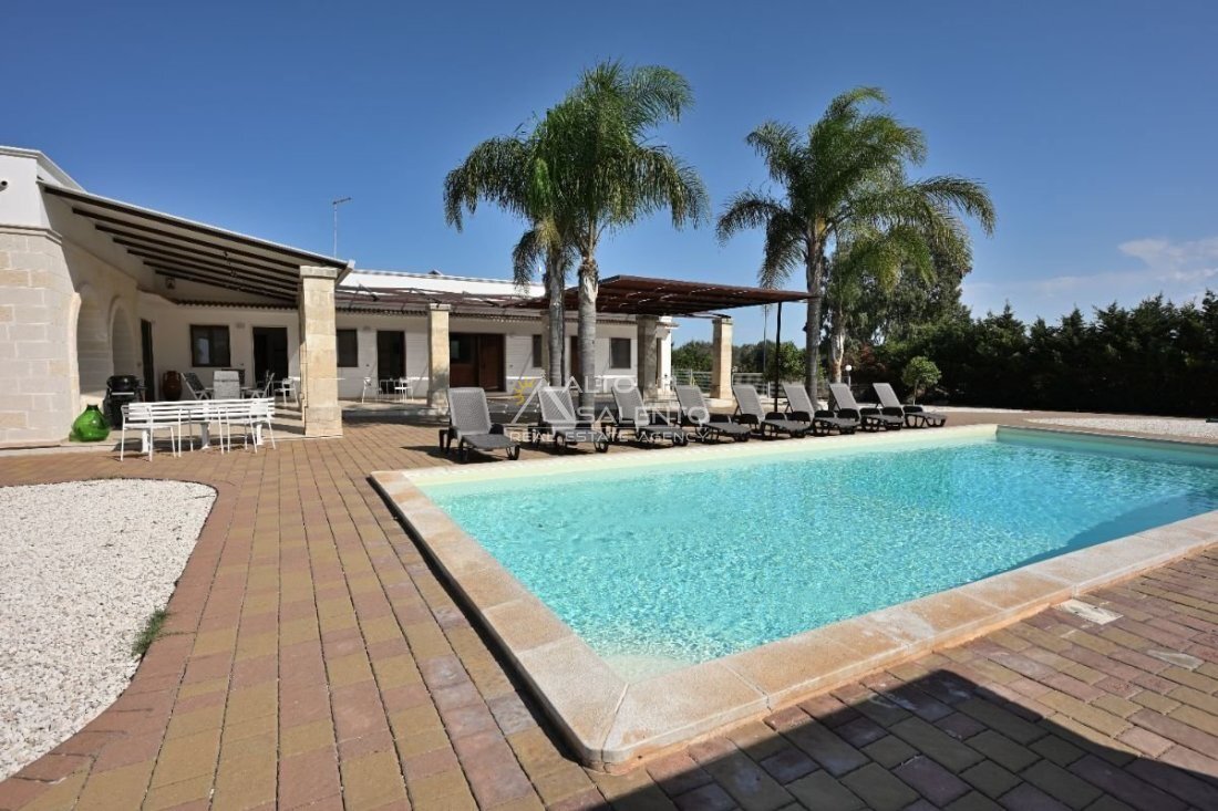 Villa en San Vito de los Normanni, Apulia, Italia 2 - 17240629