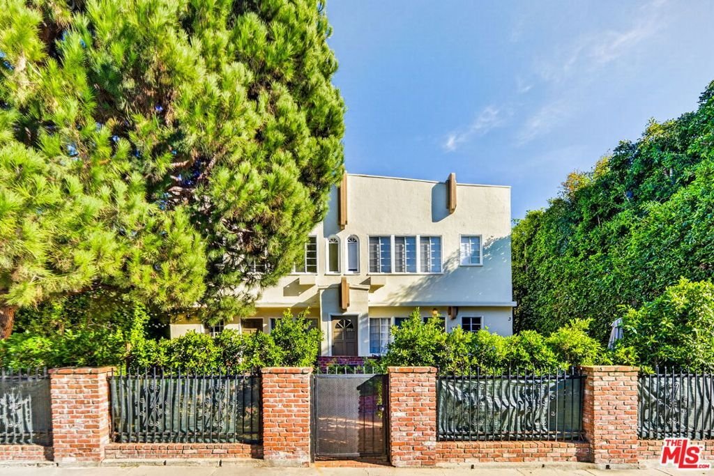 Autres à Los Angeles, Californie, États-Unis 4 - 17243785