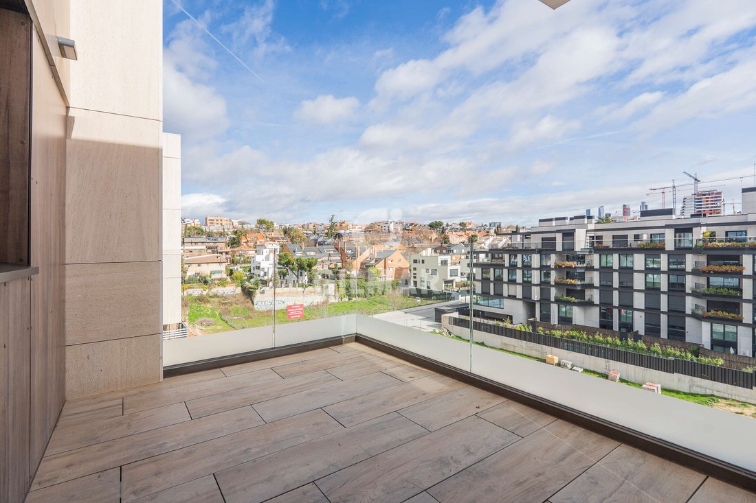 Penthouse in Fuencarral-El Pardo, Madrid, Spain 2 - 17241594