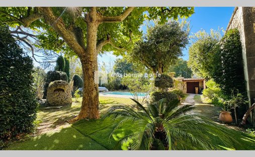 Villa in Mérindol, Provence-Alpes-Côte d'Azur, France 1
