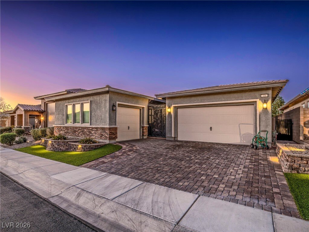 House in Henderson, Nevada, United States 1 - 17242583