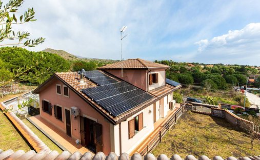 Villa in Nicolosi, Sicily, Italy 1