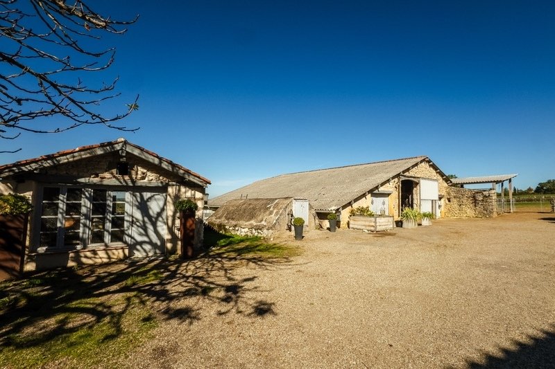 House in Tournon-d'Agenais, Nouvelle-Aquitaine, France 5 - 17241907