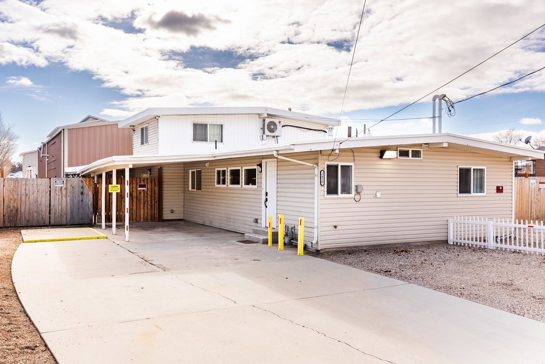 House in West Valley City, Utah, United States 1 - 17241541