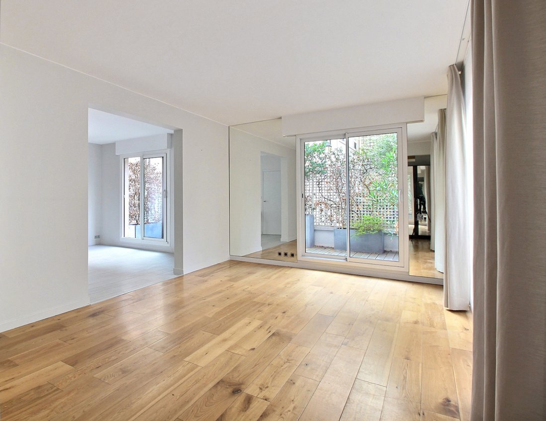 Apartment in Palais Royal, Paris 1er Arrondissement, Paris 2 - 16983574