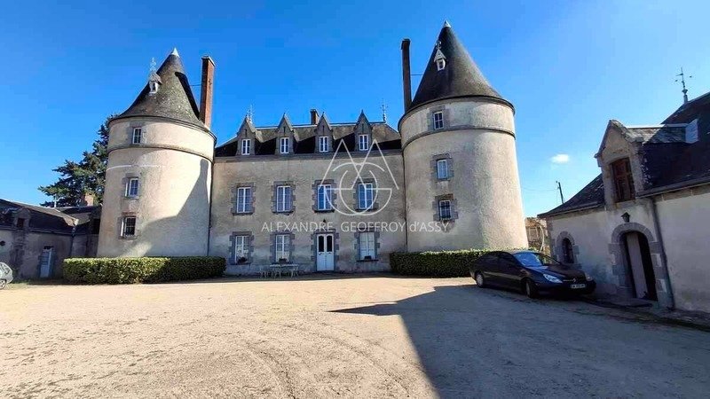 Castle in Limoges Sud-Portes Férées, Limoges, France 3 - 17241917