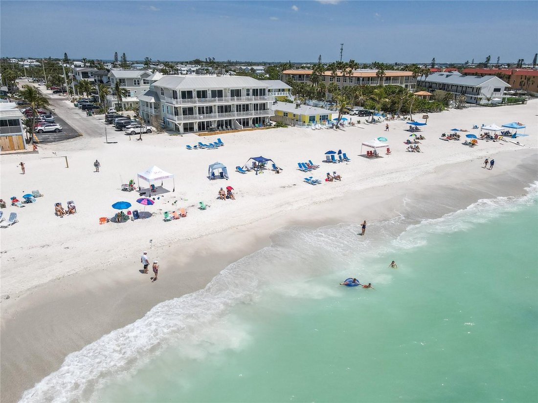 Condo in Holmes Beach, Florida, United States 2 - 17242942