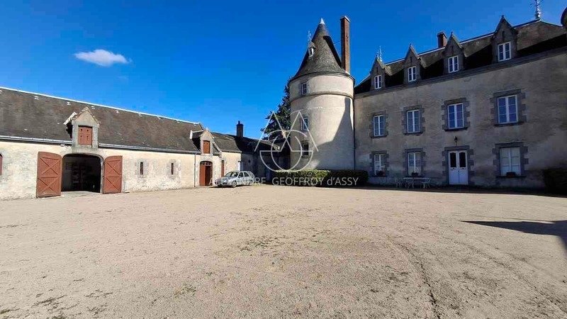 Castle in Limoges Sud-Portes Férées, Limoges, France 1 - 17241917