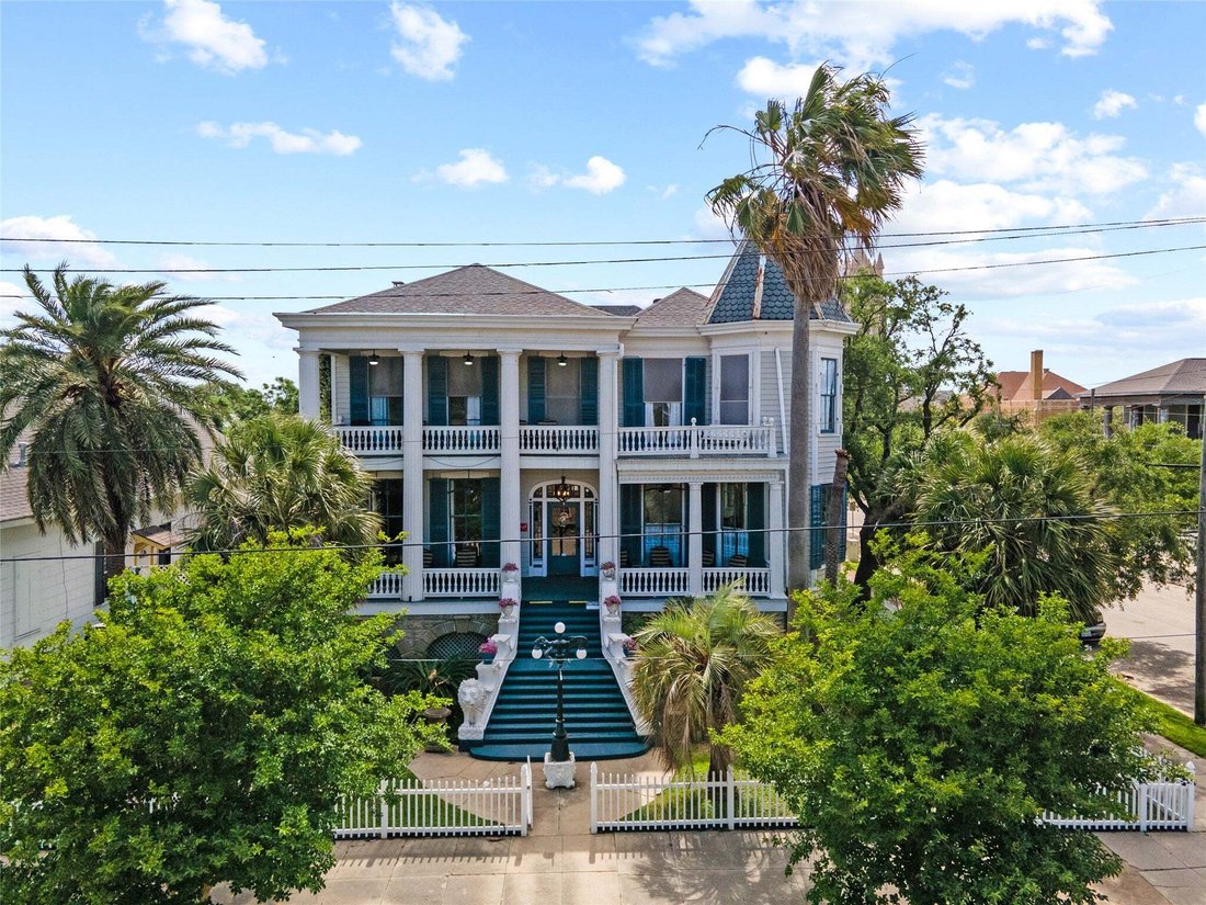 House in Galveston, Texas, United States 1 - 17239868