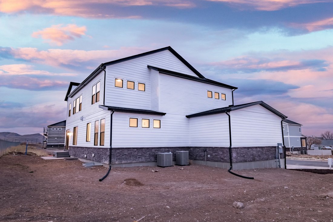 House in West Valley City, Utah, United States 5 - 16758289
