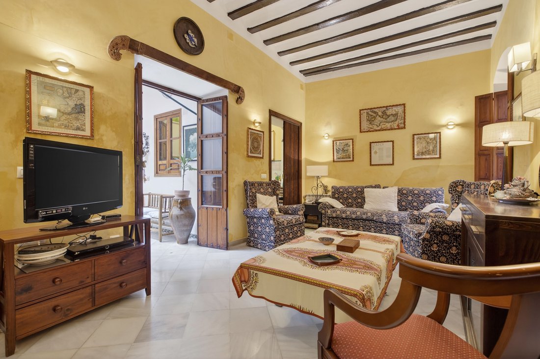 House in Casco Antiguo, Seville, Spain 4 - 17243495