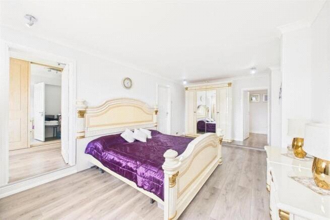 House in Eastcote, Hillingdon, England 4 - 17240207