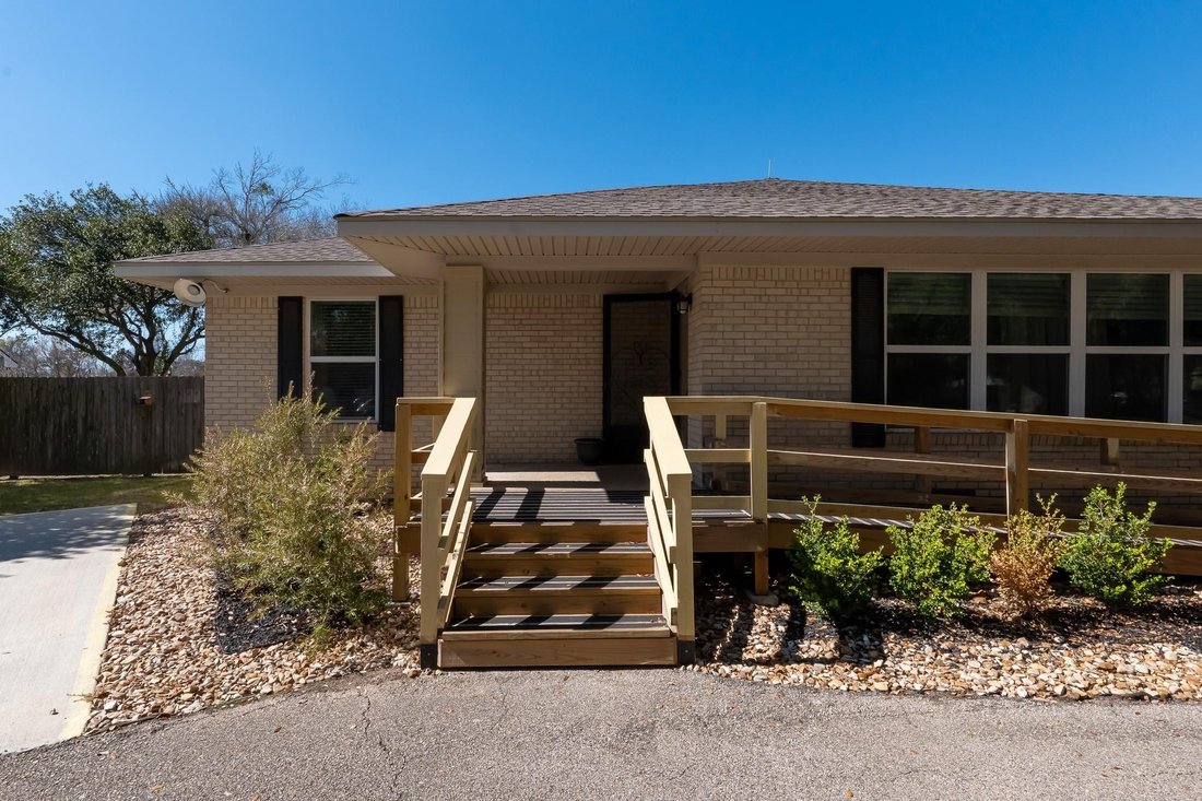 House in Katy, Texas, United States 3 - 17242860