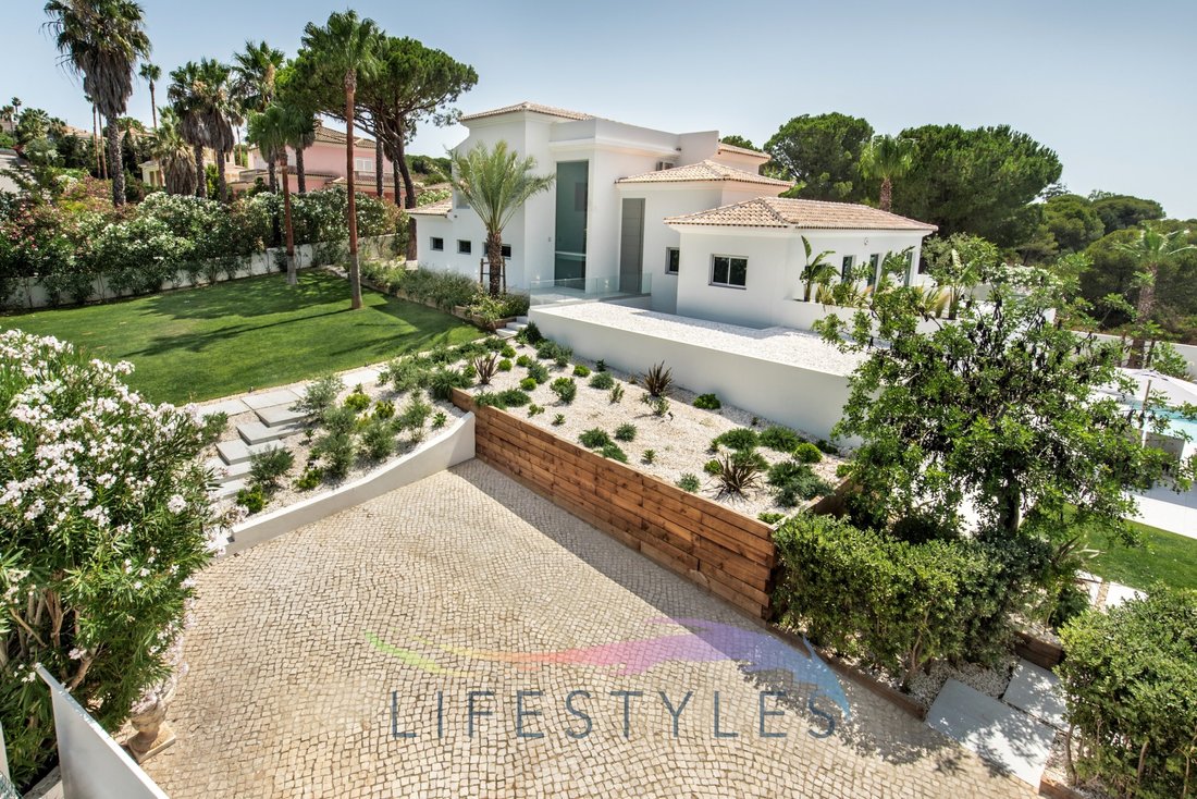 Villa in Almancil, Algarve, Portugal 1 - 17244051