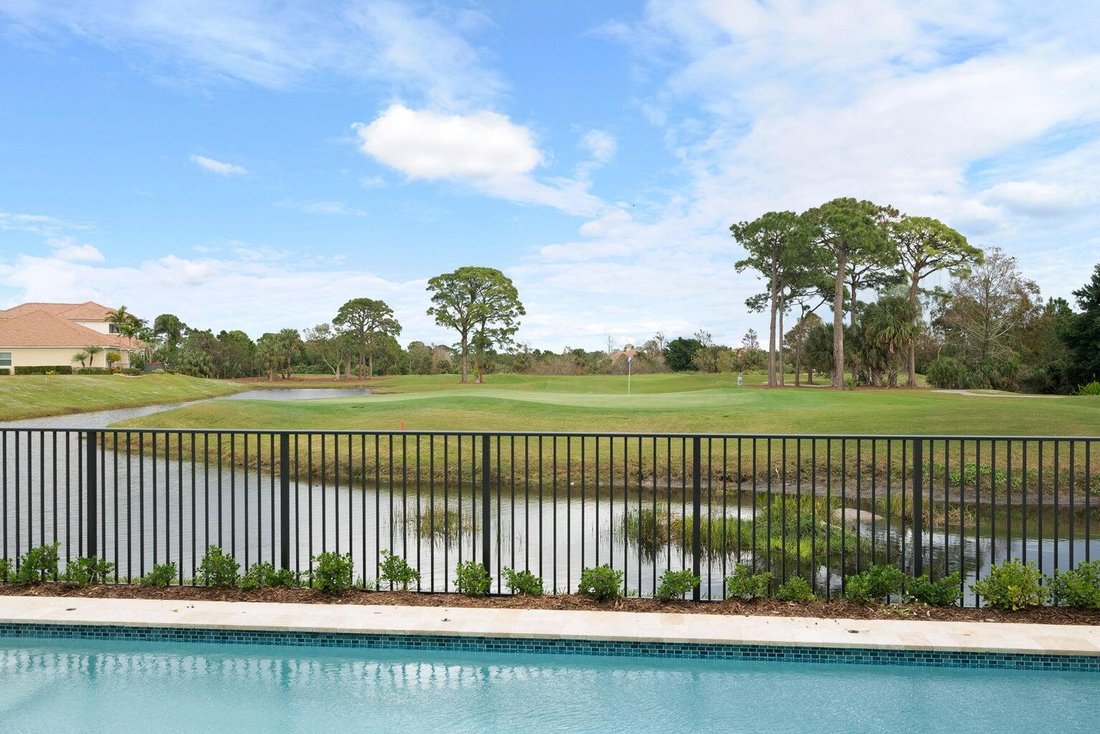 House in Port St. Lucie, Florida, United States 4 - 17242772