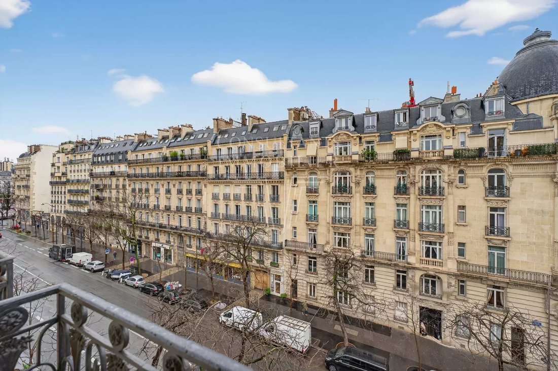 Apartment in Ternes-Maillot, Paris 17e Arrondissement, Paris 4 - 17240255