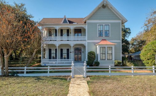 House in La Grange, Texas, United States 1