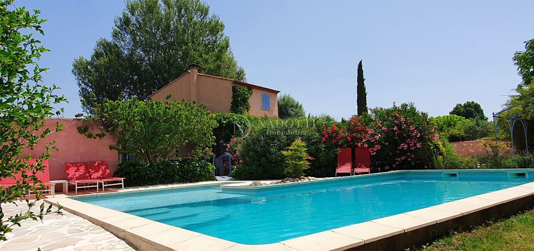 Casa a Nevons-strada di Apt, L'Isle-sur-la-Sorgue, Francia 2 - 17243255