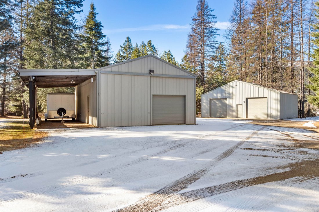 House in Sandpoint, Idaho, United States 2 - 17243889
