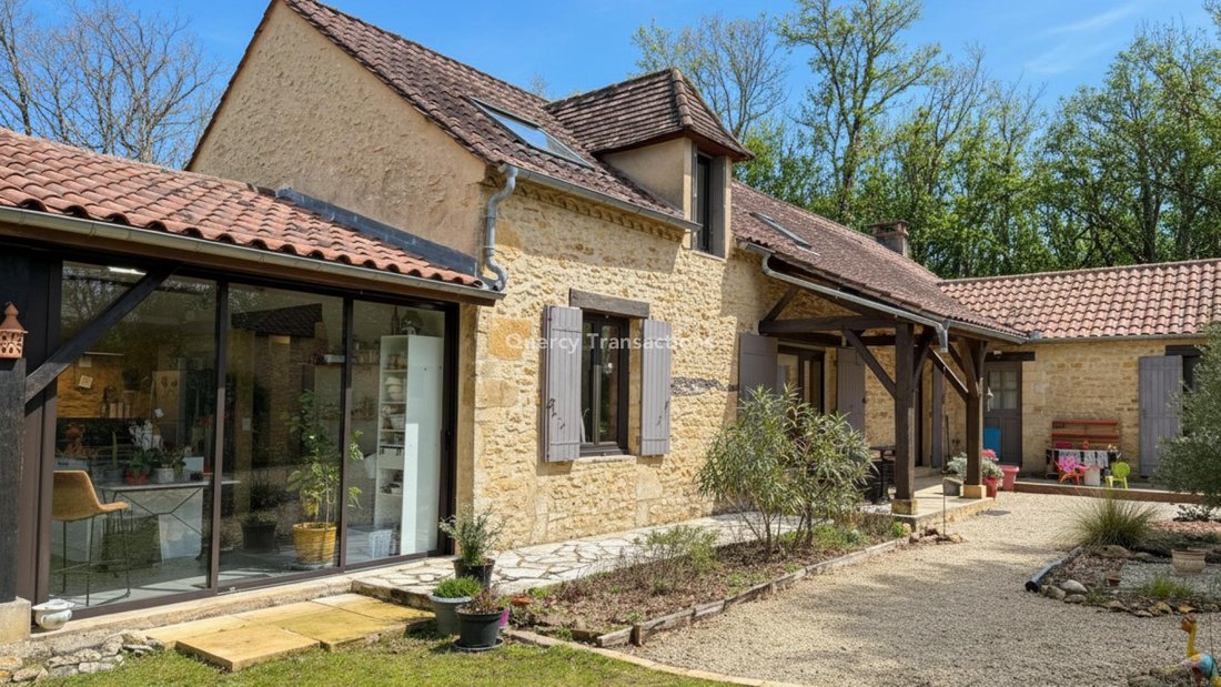 House in Le Bugue, Nouvelle-Aquitaine, France 2 - 17241402