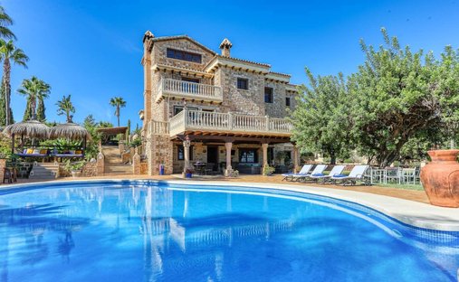 Finca in Alhaurin de la Torre, Andalusia, Spain 1