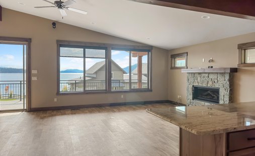 Condo in Nordman, Idaho, United States 1
