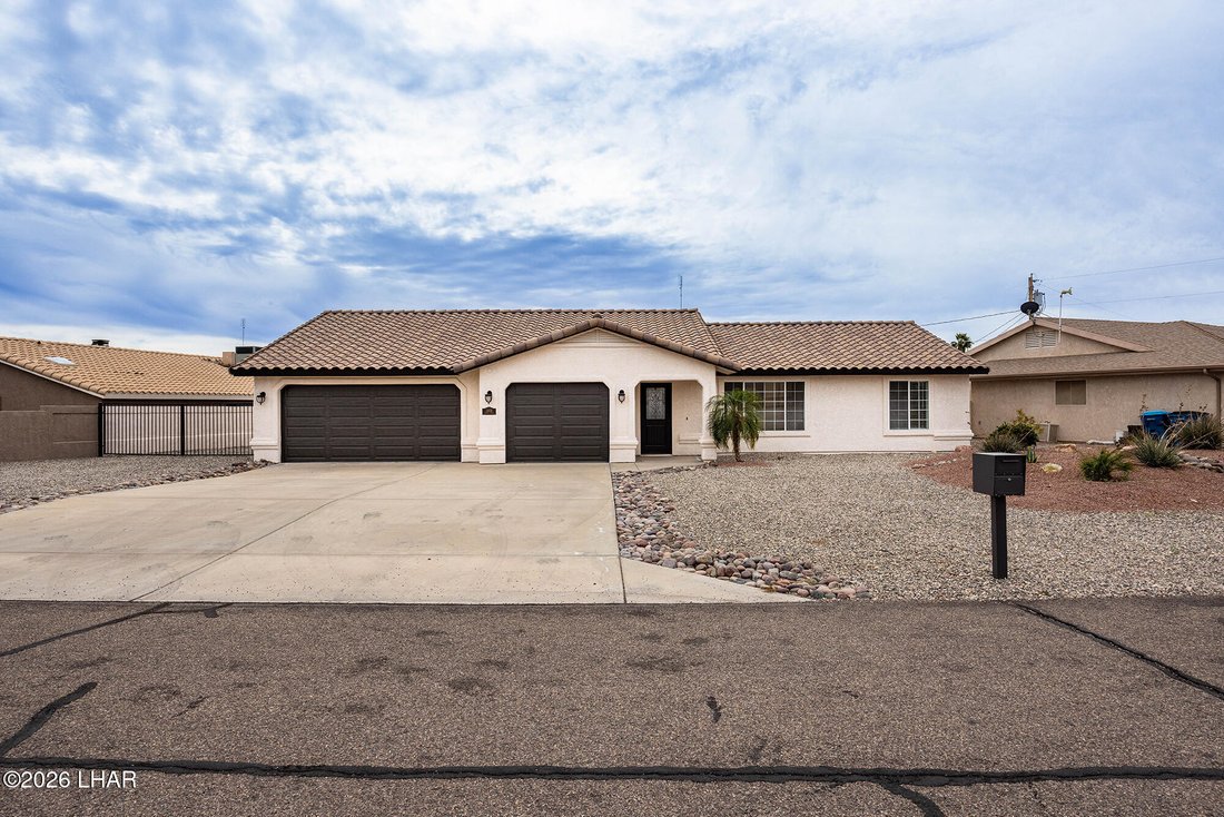 House in Lake Havasu City, Arizona, United States 1 - 17243329
