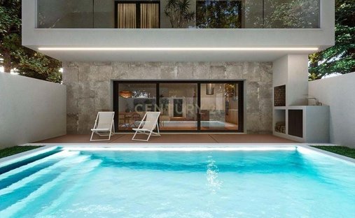Villa in Alhos Vedros, Setubal, Portugal 1