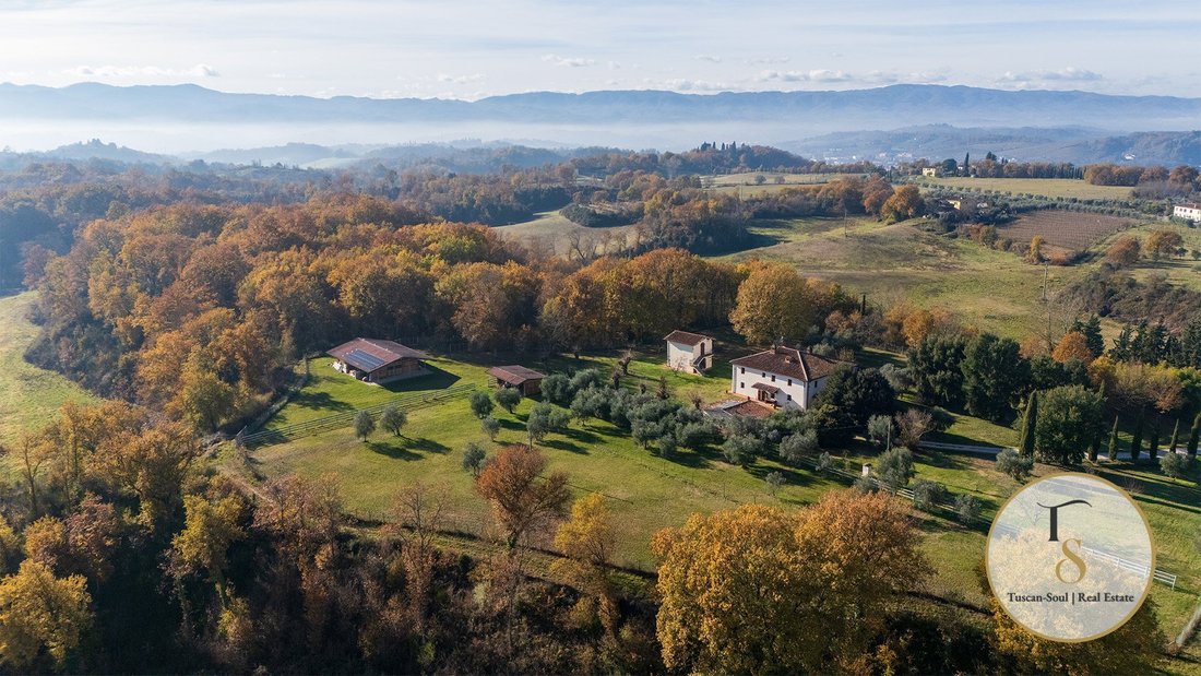 Country House in Center, Florence, Tuscany 4 - 16875456