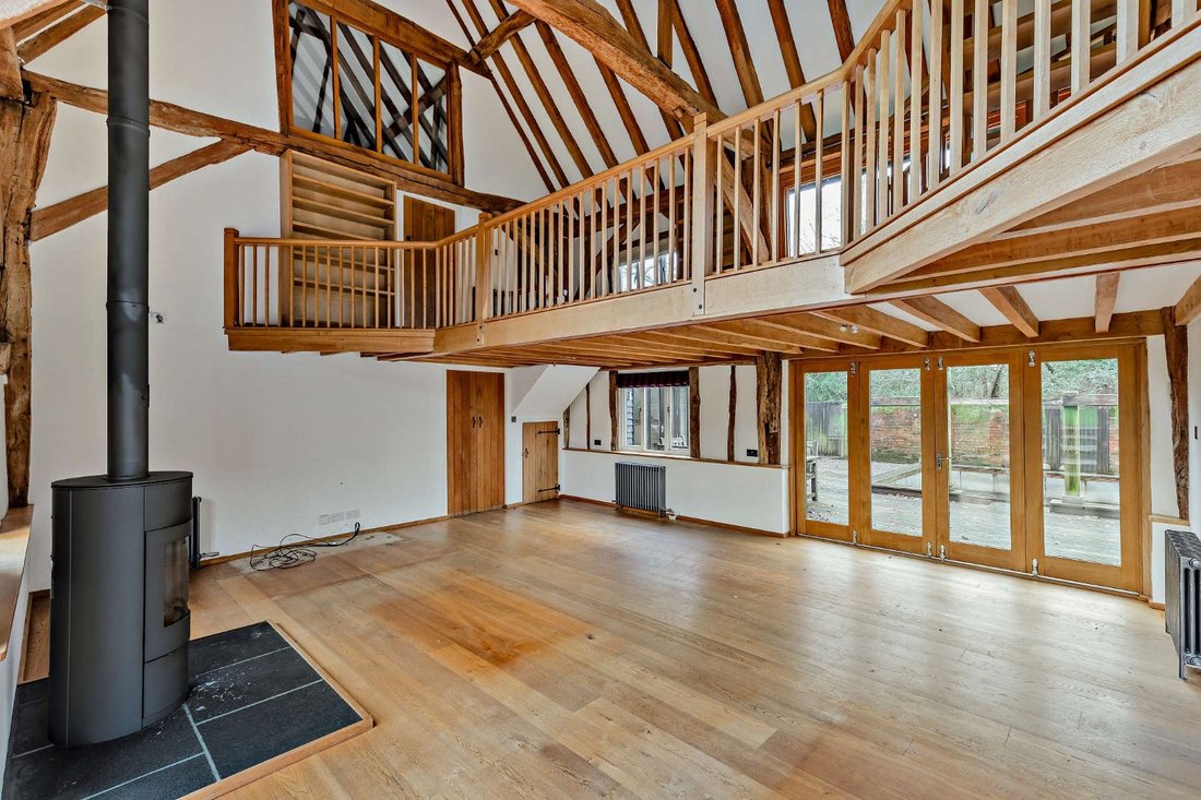 House in Rudgwick, England 3 - 17240364