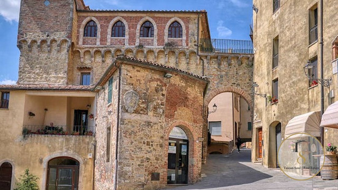 Country House in San Casciano dei Bagni, Tuscany, Italy 2 - 17243997