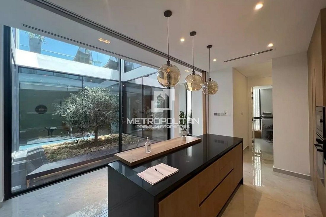 Villa in Dubai, Dubai, United Arab Emirates 5 - 17242101