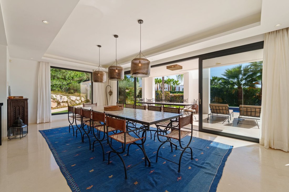 Villa in Puerto Banus, Marbella, Spain 4 - 17240975