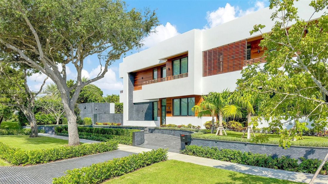 House in Miami, Florida, United States 3 - 17242535
