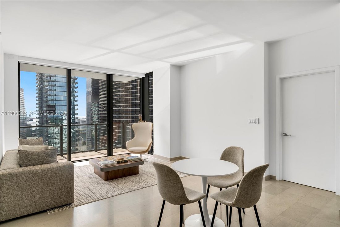 Condo in Miami, Florida, United States 2 - 17244221