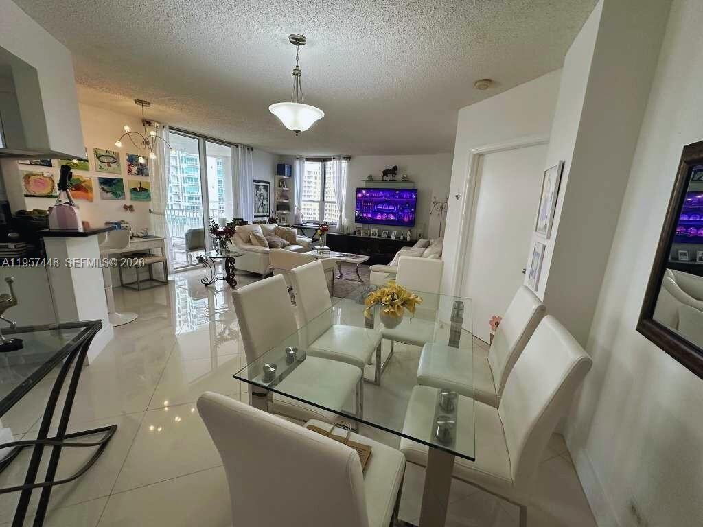 Condo in Miami, Florida, United States 4 - 17242524