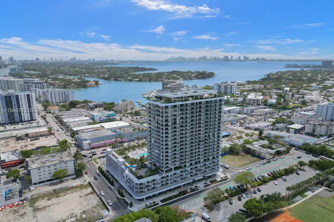 Condo in Miami Beach, Florida, United States 1 - 17242520