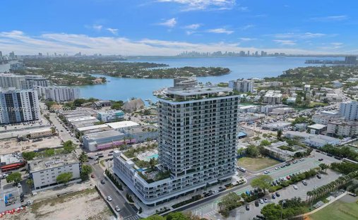 Condo in Miami Beach, Florida, United States 1