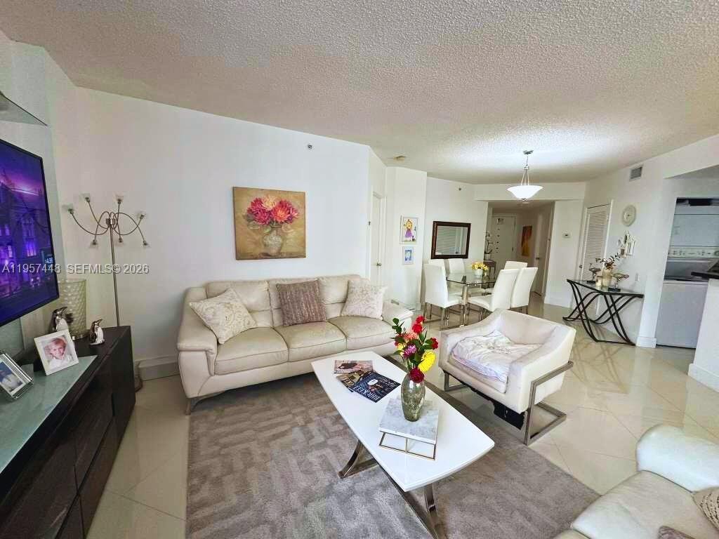 Condo in Miami, Florida, United States 2 - 17242524